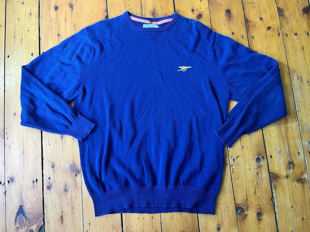 Arsenal FC Official Product Embroidered Logo Blue Cotton Crewneck Sweater
